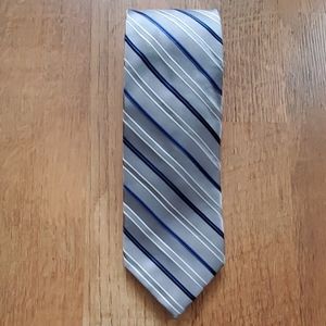 Chaps‎ grey/navy silk tie